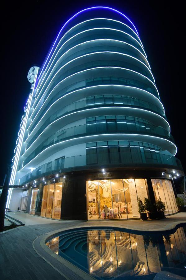 White Tower Private Apartment Beach View Mamaia Luaran gambar